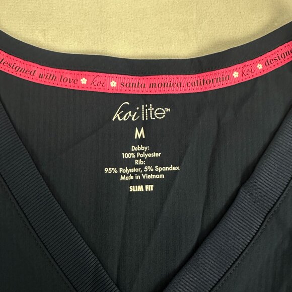 Koi Lite Womens Navy Performance Stretch Scrub Top Size M Slim Fit Soft Durable - Picture 3 of 6